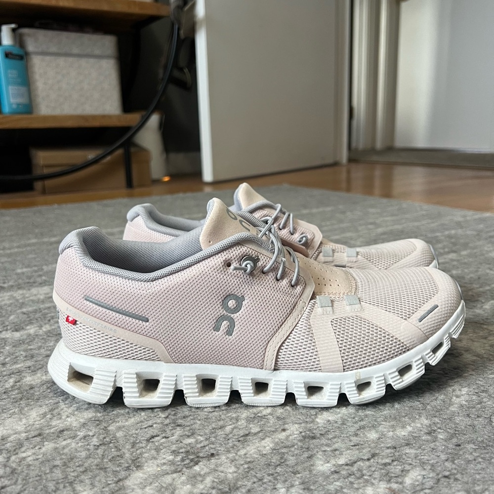 On Cloud Women's Running Shoes